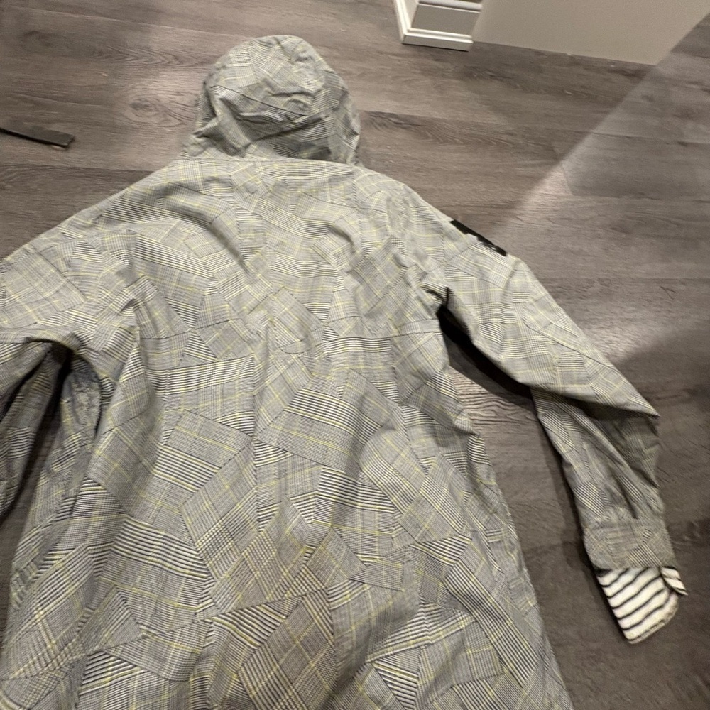 Burton Checkered ski snowboarding jacket - Picture 9 of 13